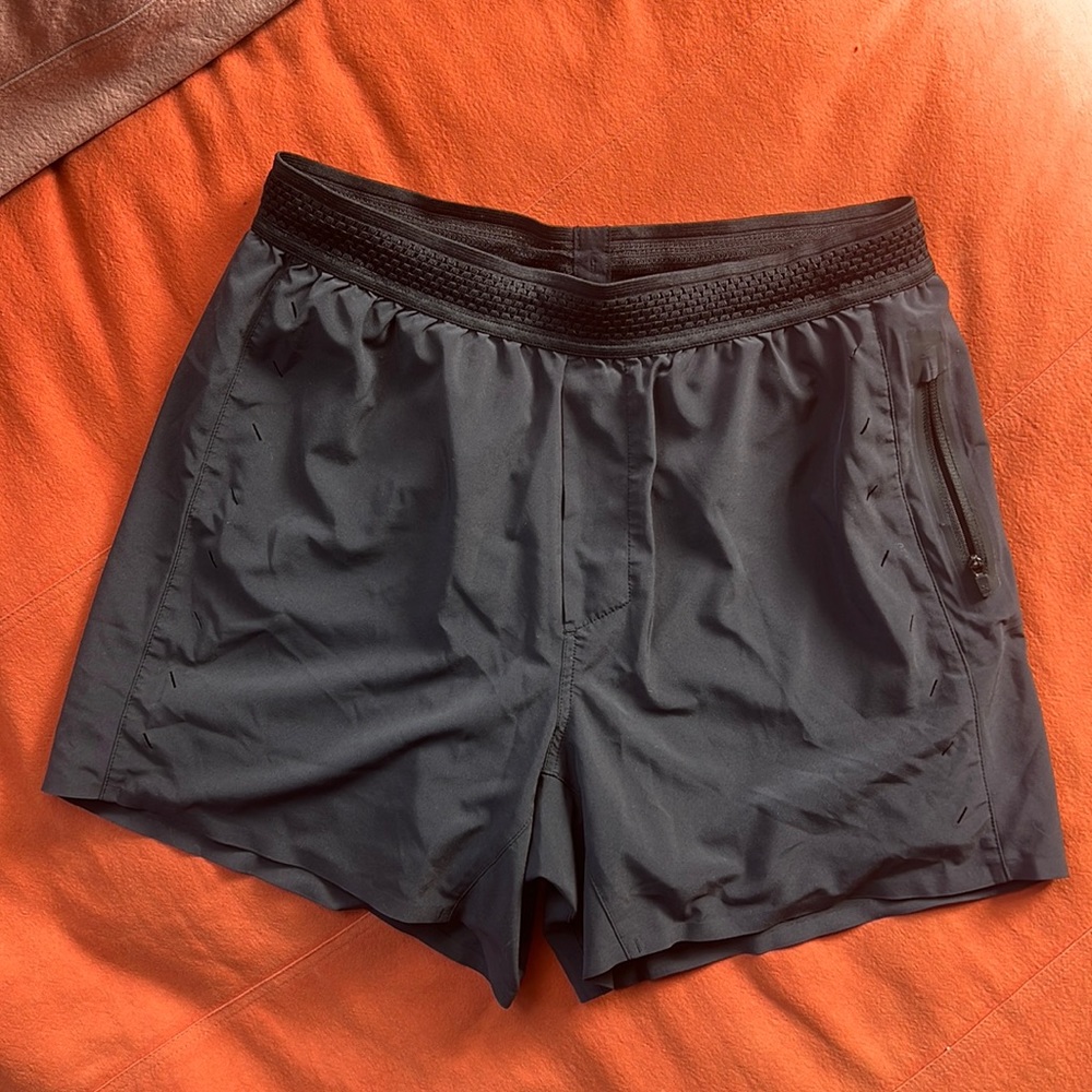Ten Thousand 5 inch Session Short with Liner